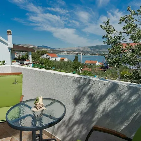 Apartman Danica *
