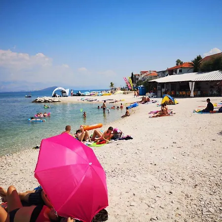 Danica Apartman