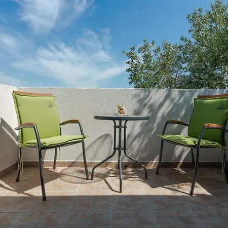 Danica Apartman
